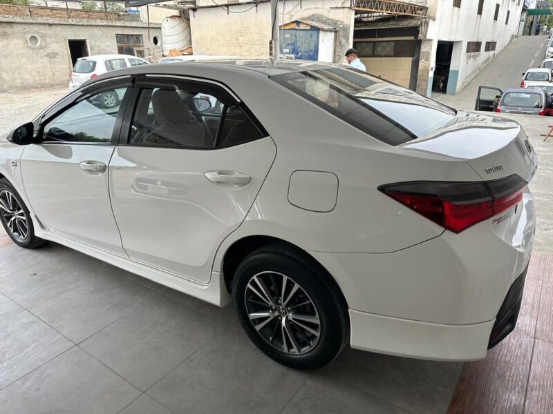 Toyota Corolla Altis