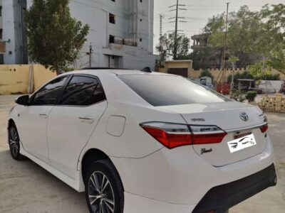 Toyota Corolla Altis 2023