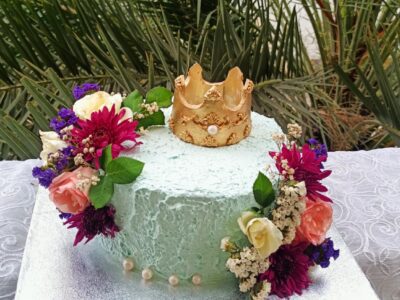 Customized Cake's