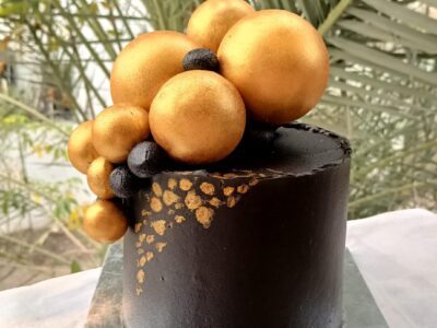 Customized Cake's