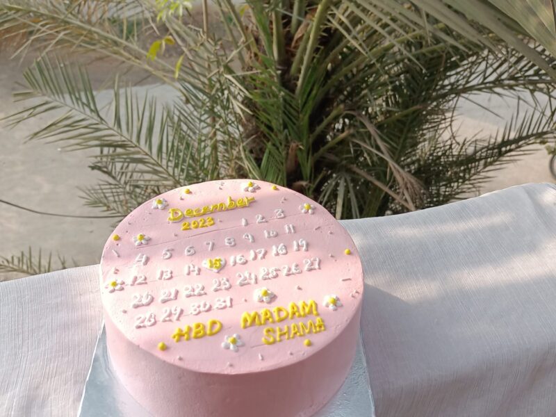 Customized Cake's