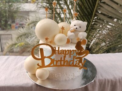 Customized Cake's