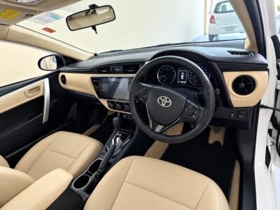 Professional Car Rental Service with Driver 🚗